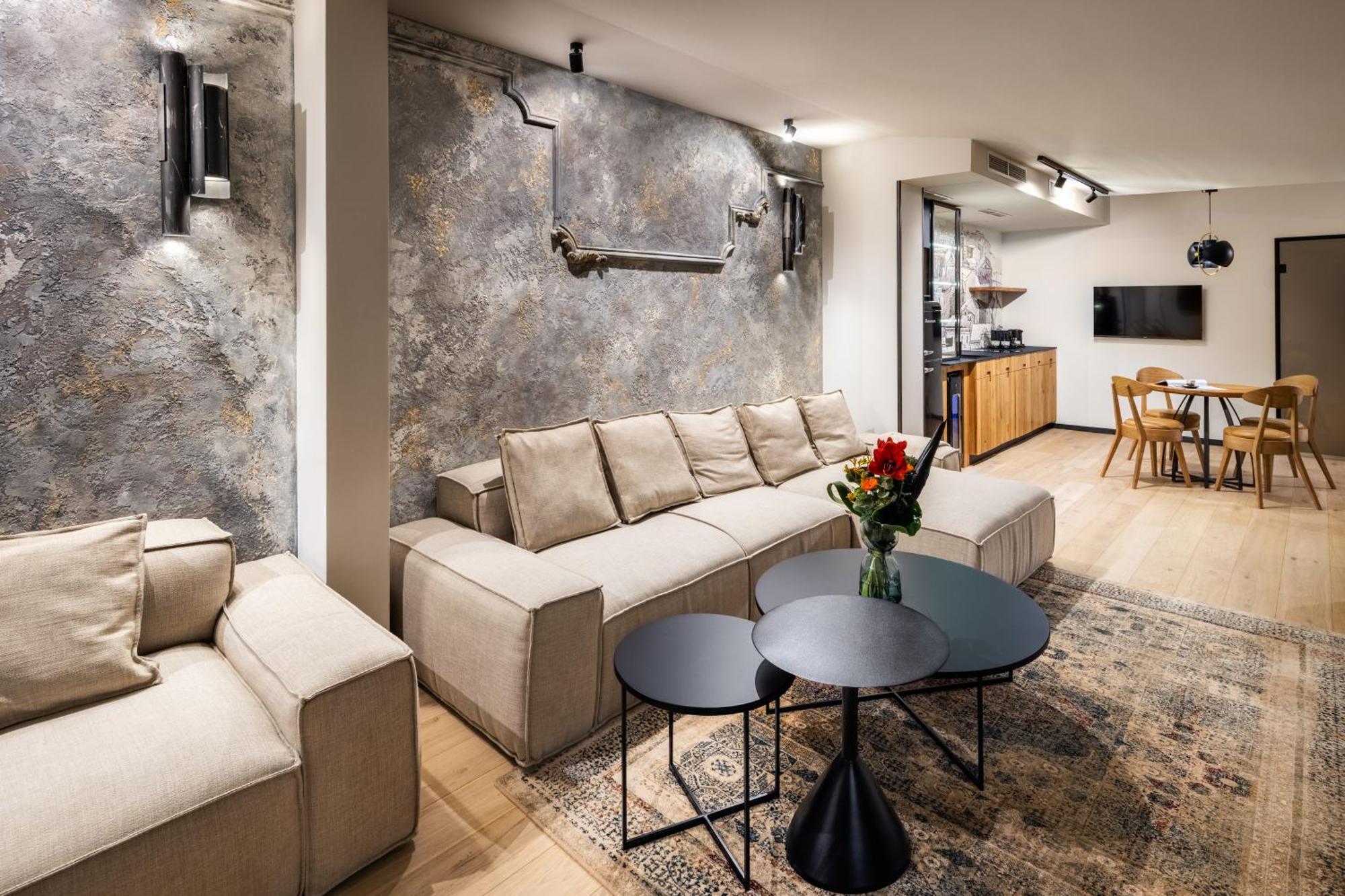 Nomadic Urban Premium Suites Cracovia Exterior foto