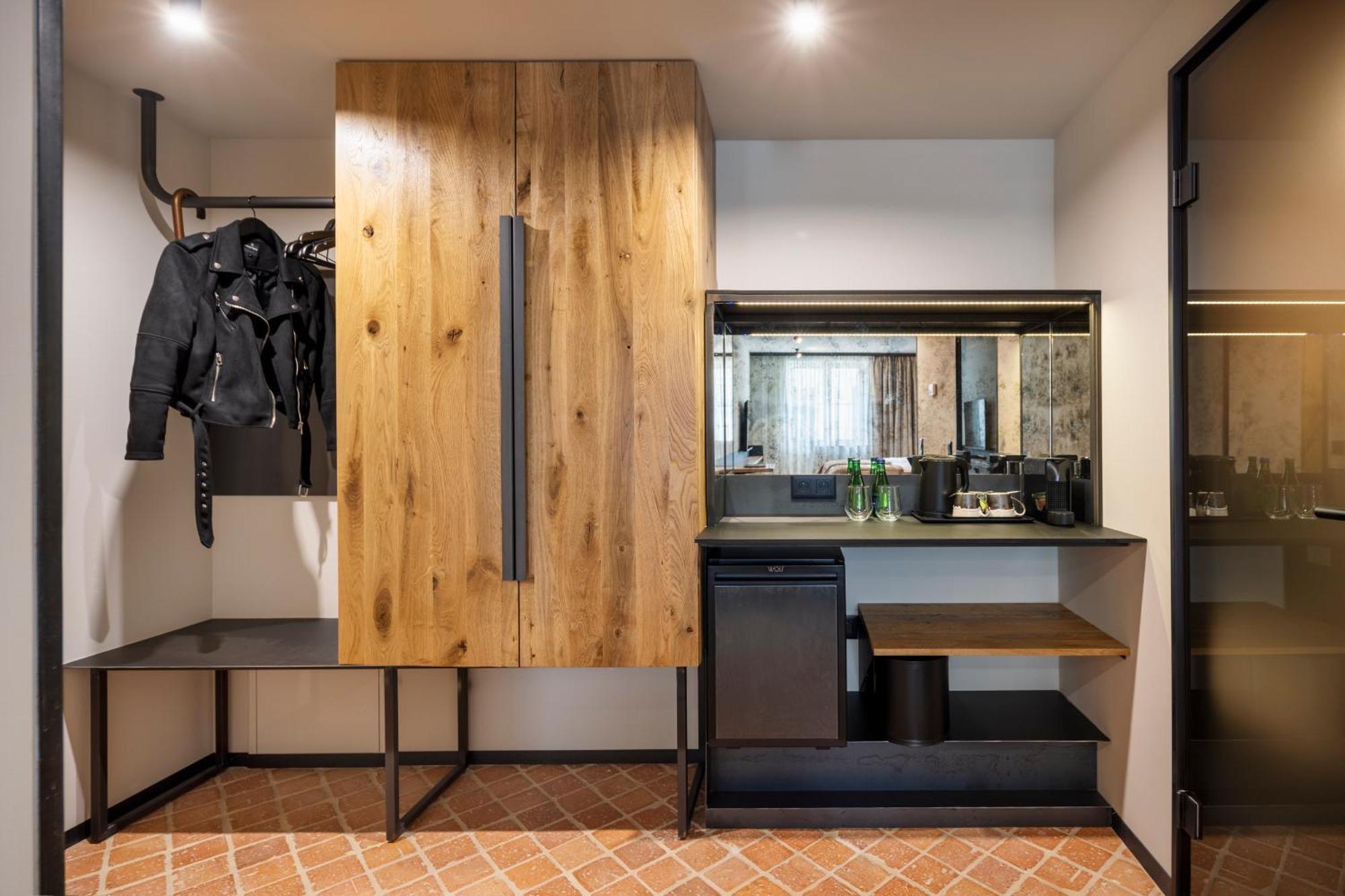 Nomadic Urban Premium Suites Cracovia Exterior foto